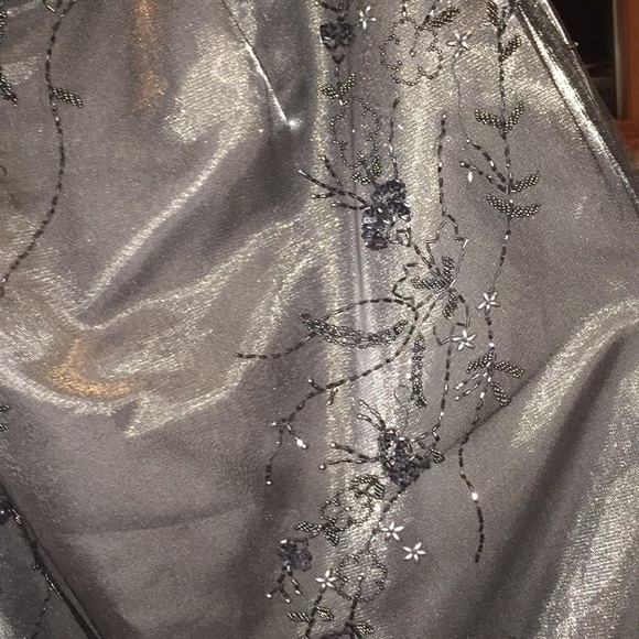 PROM DRESS - Picture 3 of 8